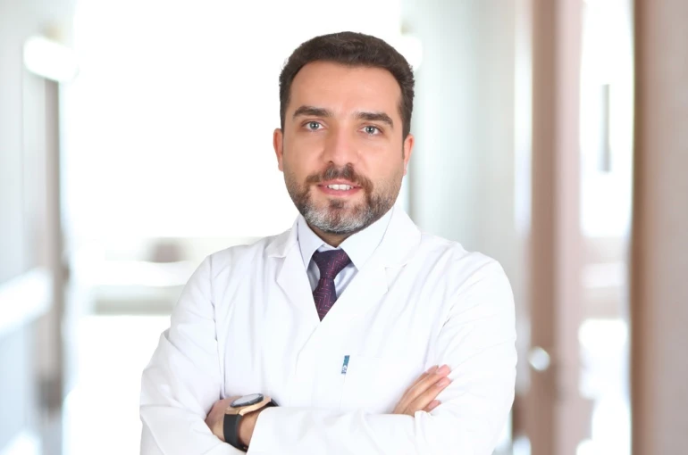 Uzmanından uyarı: "Şah damarı tıkanıklığı felce yol açabiliyor" 