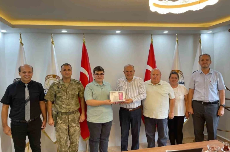 Uzunköprü’de köy okulundan fen lisesine uzanan başarıya tablet ödülü