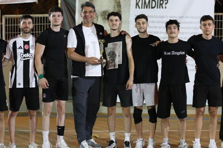 Uzuntarla’da sahada rekabet, gönüllerde dostluk kazandı 