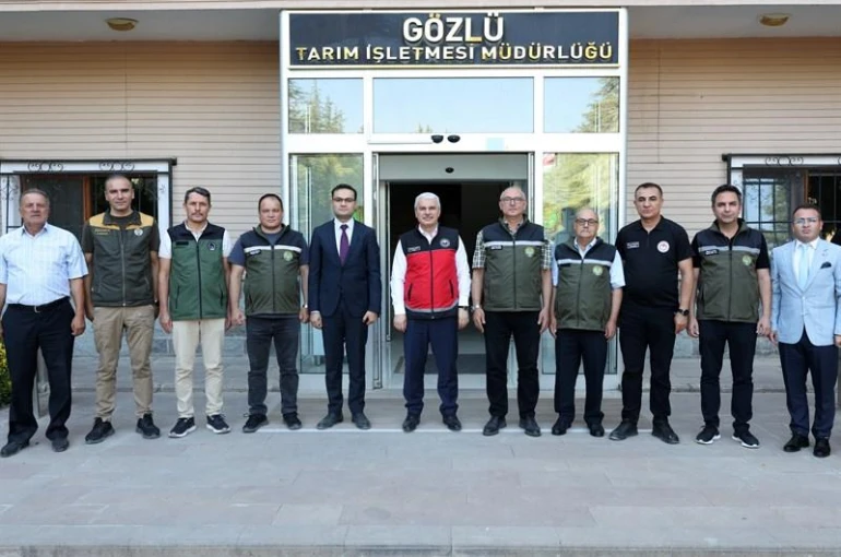 Vali Akın Tarımsal Üretimi İnceledi
