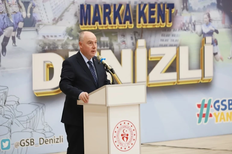Vali Coşkun; "Akademik başarılar kadar spor da önemli" 