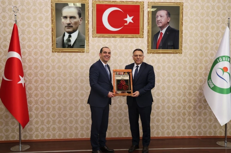 Vali Taşolar’dan Rektör Gürel’e nezaket ziyareti