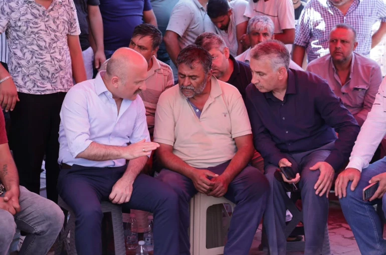 Vali Varol, acılı ailelerle görüştü 