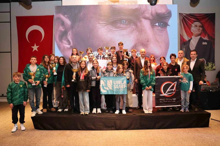 Valilik Kupası Yelken Yarışları Foça’da yapıldı