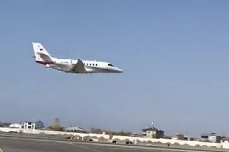 Van Ferit Melen Havalimanı’ndaki pist yenileme çalışmaları tamamlandı 