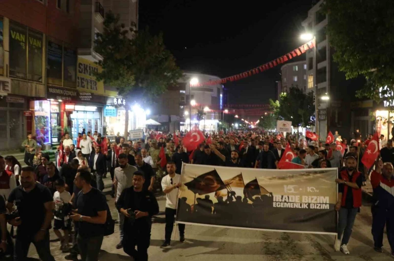 Van’da 15 Temmuz Demokrasi ve Milli Birlik Günü etkinliği