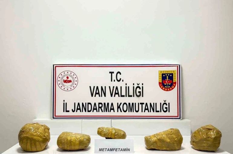 Van’da 21 kilo metamfetamin ele geçirildi 