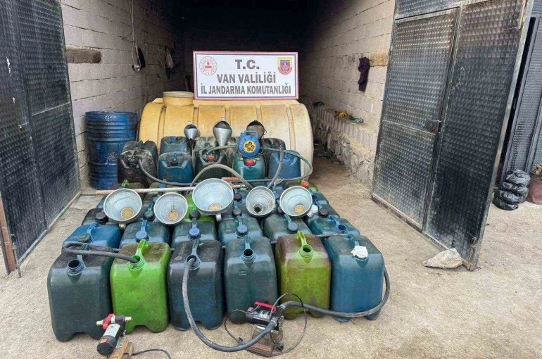 Van’da kaçak akaryakıt ele geçirildi
