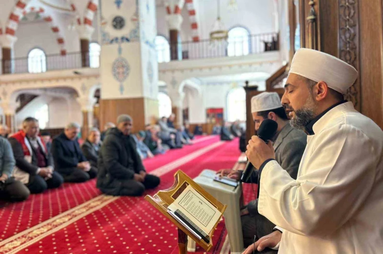 Van’da şehitler için Mevlid-i Şerif programı düzenlendi 