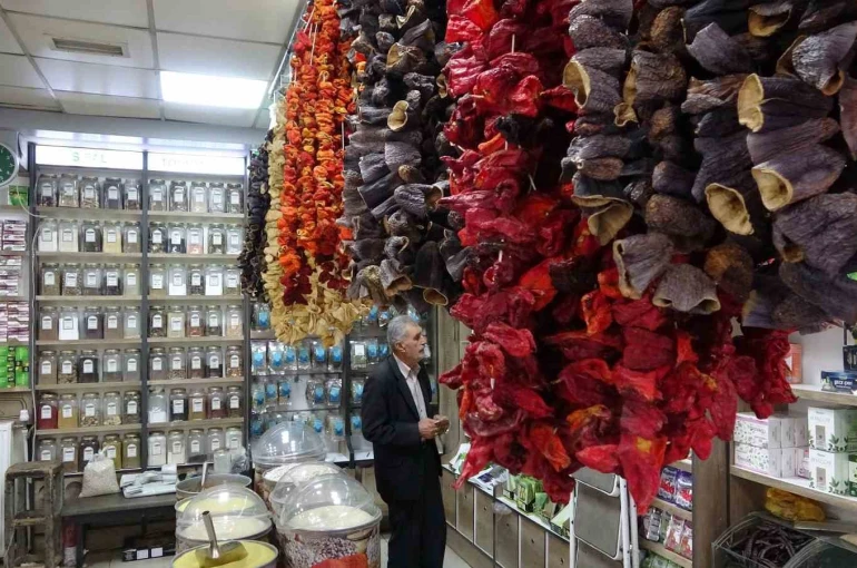 Vanlılar bağışıklıklarını bitkisel çaylarla güçlendiriyor 