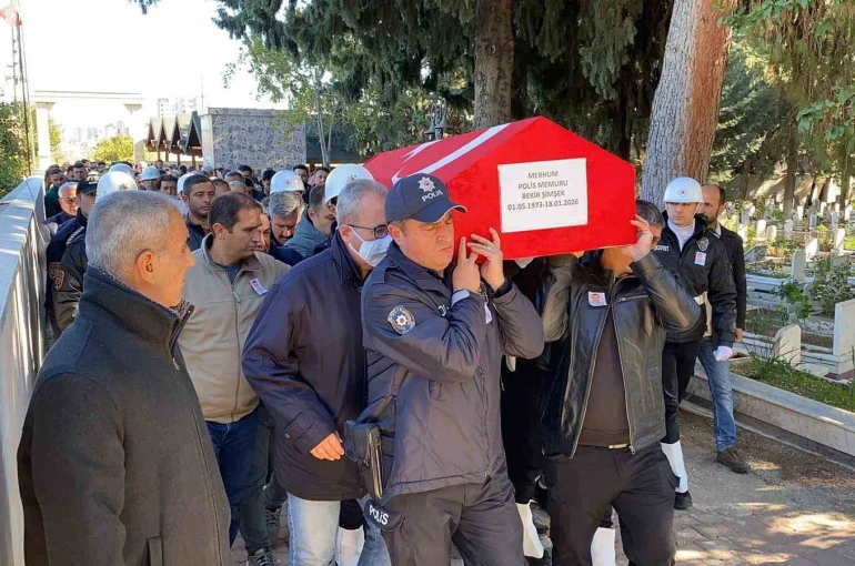 Vefat eden polis memuru törenle son yolculuğuna uğurlandı 