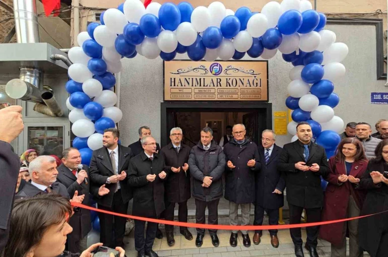 Vezirköprü Hanımlar Konağı törenle açıldı 