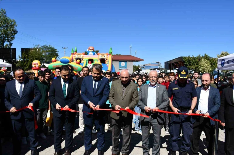 Vezirköprü Kitap Günleri başladı 