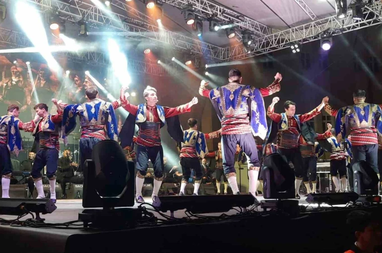 Vezirköprü’de Gençlik Konseri coşkusu 