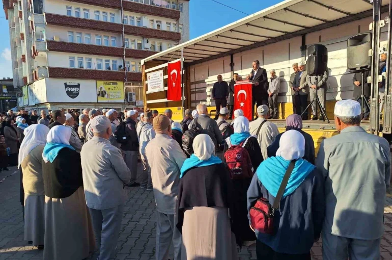 Vezirköprü’de hac kafilesi uğurlama programı 