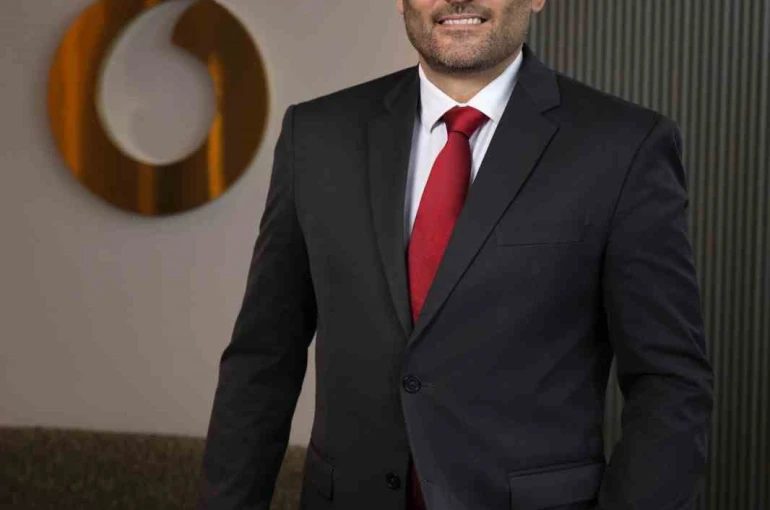 Vodafone’dan 5G yolunda fiber optik omurga şebeke operasyonlarında yapay zekalı yeni adım 