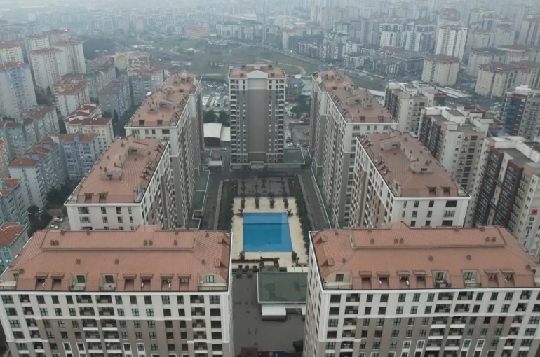 Voleybolcu Derya Çayırgan’ın "biriktirip aldım" dediği lüks rezidans görüntülendi