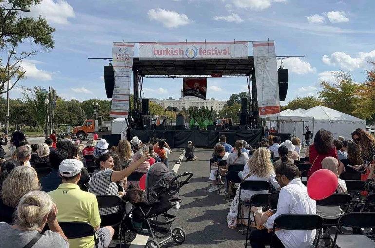 Washington’da Türk rüzgarı esti: 23. Türk Festivali renkli görüntülere sahne oldu 