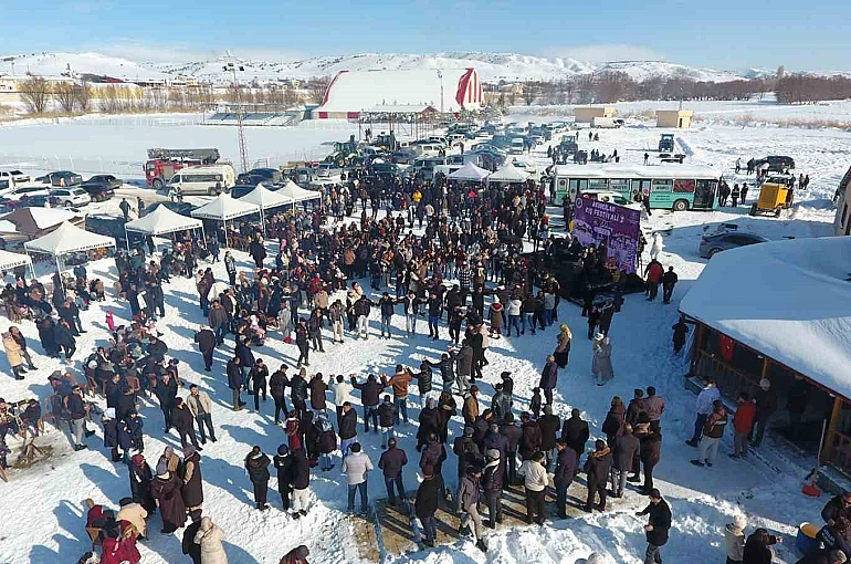 Yağan kar eğlenceye dönüştü, Kış Festivali’nin 2’ncisi düzenlendi 