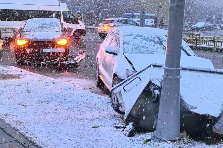 Yağış kazayı beraberinde getirdi 