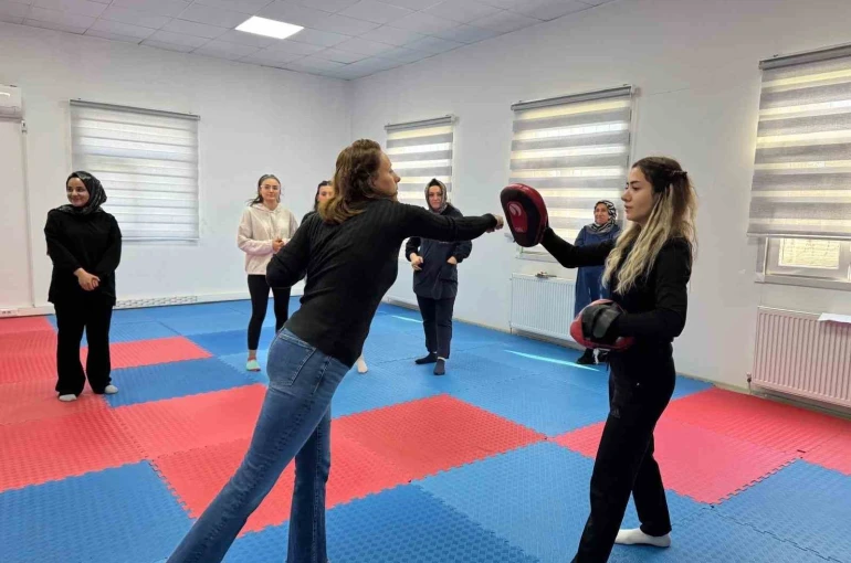 Yakın savunma atölyesi düzenlendi 