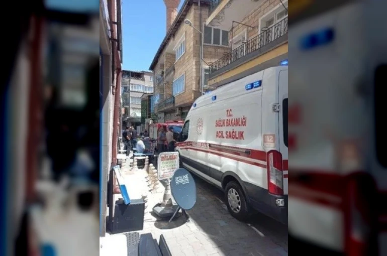 Yalnız yaşayan şahıs evinde ölü bulundu 