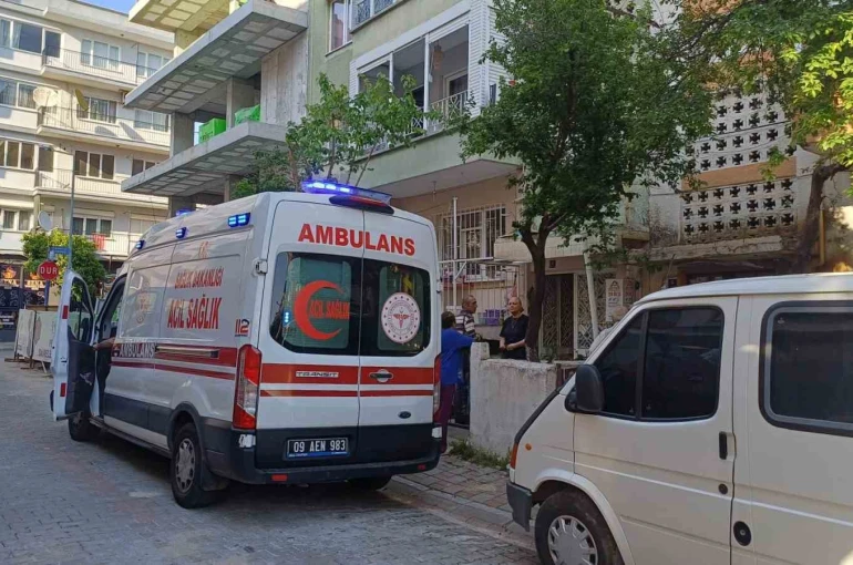 Yalnız yaşayan yaşlı adam evinde ölü bulundu 