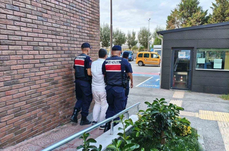 Yalova’da firari FETÖ hükümlüsü yakalandı 