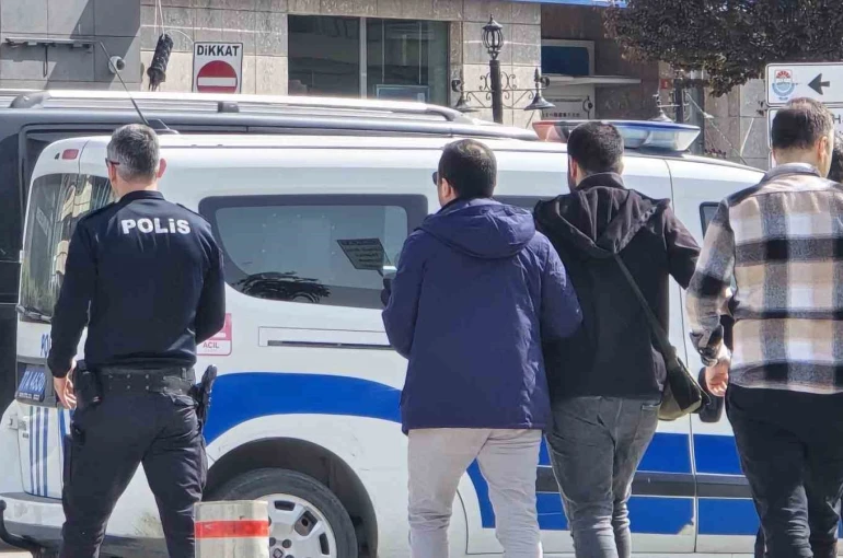 Yalova’da izinsiz fotoğraf çeken şahsa meydan dayağı 