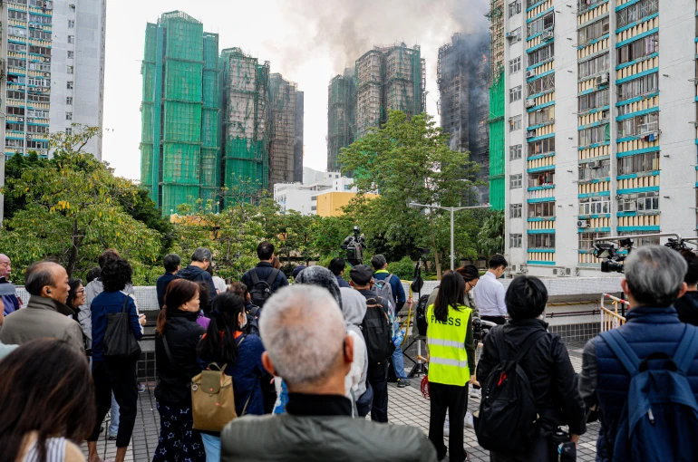 Yangın faciasında ölü sayısı 65'e yükseldi