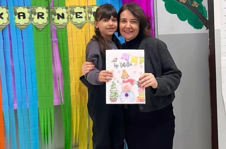 Yarıyıl tatili başladı, İzmir’de 721 bin 862 öğrenci karne sevinci yaşadı 