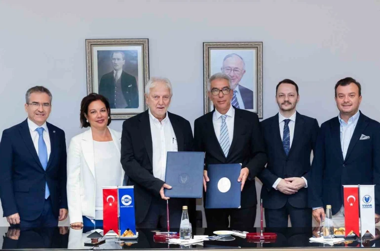 Yaşar Üniversitesi ve EBSO’dan örnek üniversite-sanayi iş birliği