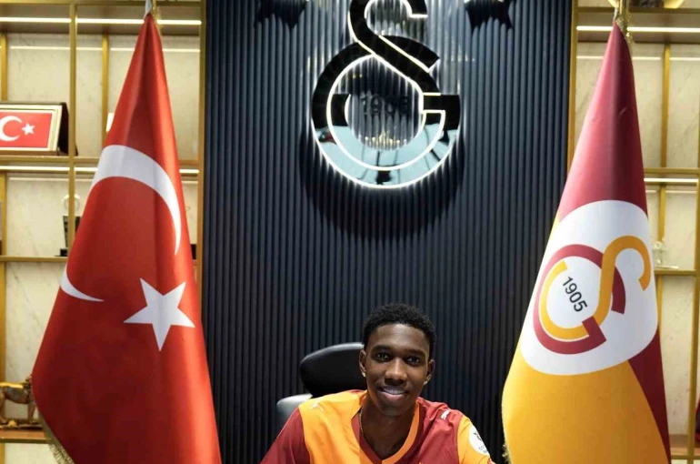 Yaser Asprilla: "Taraftarımızla buluşmak için sabırsızlanıyorum" 