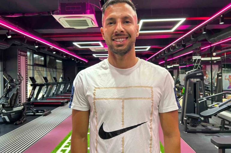 Yasin Öztekin, transfer iddialarını yalanladı 
