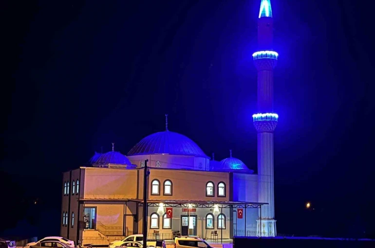 Yatağan Ahi Sinan Kıble Camii ibadete açıldı 