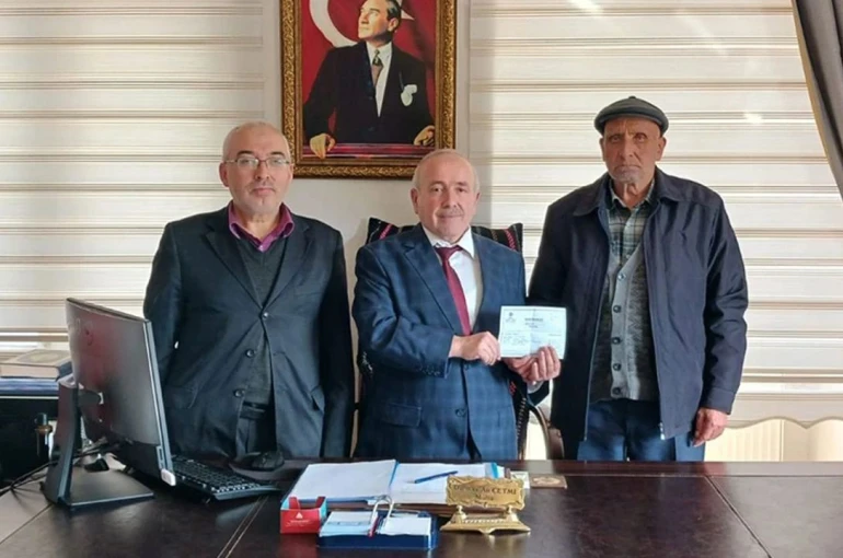 Yatağanlı hayırseverden Filistin’e bağış 