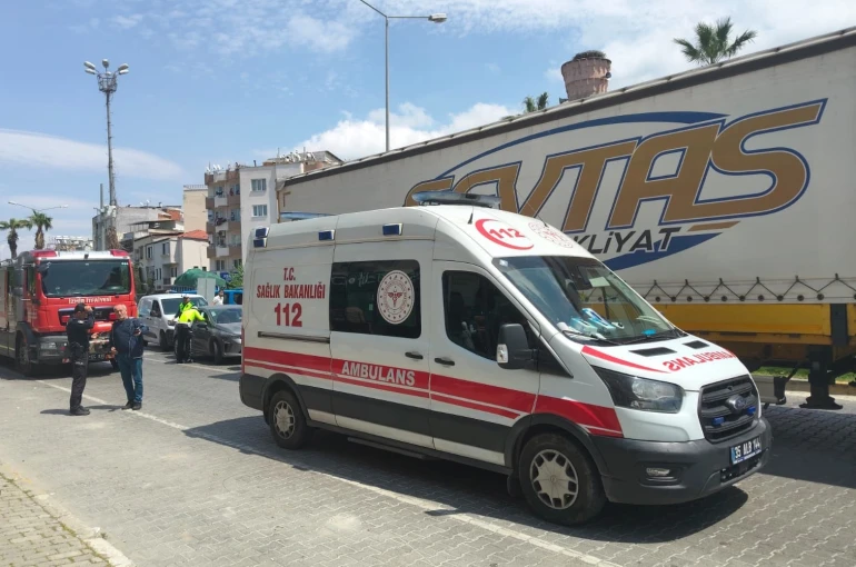 Yaya geçidinde tırın çarptığı kadın hayatını kaybetti 