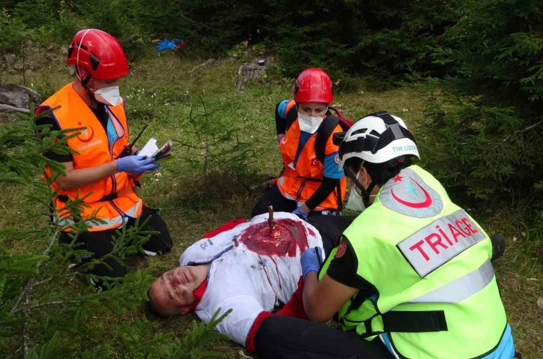 Yaylada gerçeği aratmayan tatbikat