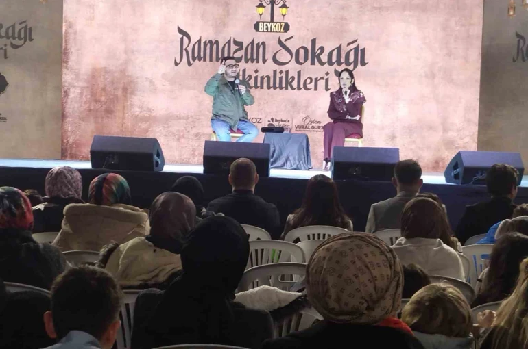 Yazar Hayati İnanç ve Prof. Dr. Oytun Erbaş Beykoz’da ’Ramazan Sokağı’ etkinliklerine konuk oldu 