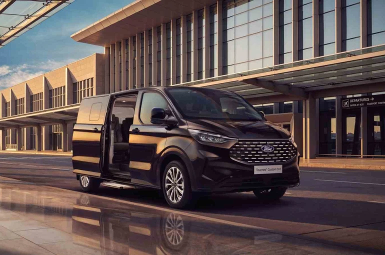 Yeni Ford Tourneo Custom 9+1 satışa sunuluyor 