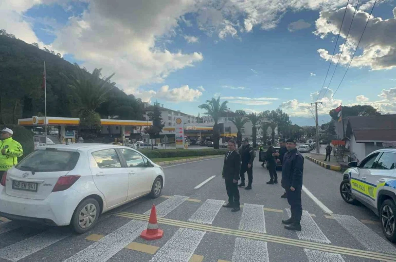 Yeni yıl için Marmaris’te trafik ve güvenlik önlemleri artırıldı 