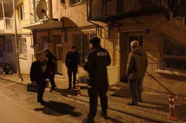 Yeni yıla balkonda mahsur kalarak girdi 