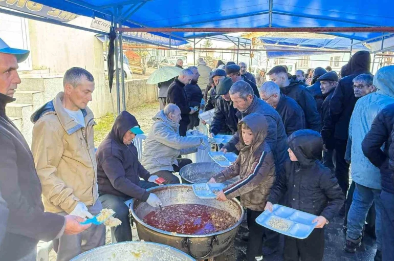 Yenice’de Çal köyü hayrı yapıldı 