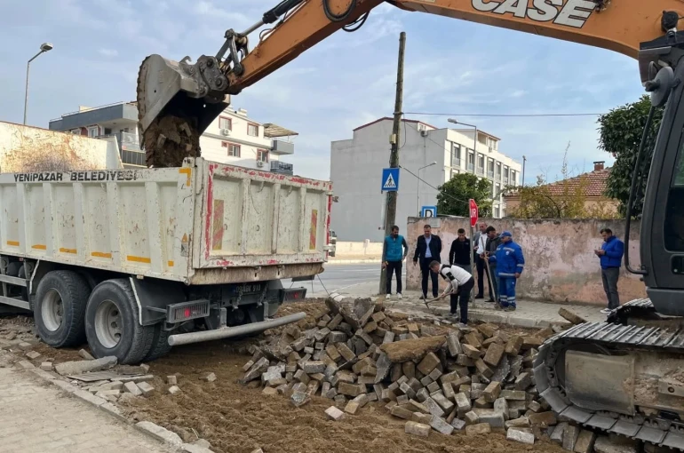 Yenipazar’da yol çalışmaları hızlandı 