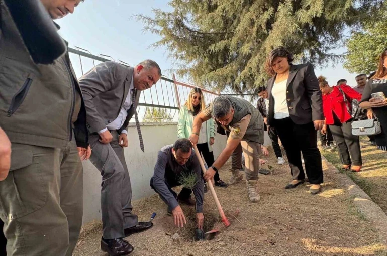 Yeşil vatan için Toroslar MESEM’de fidanlar toprakla buluştu 