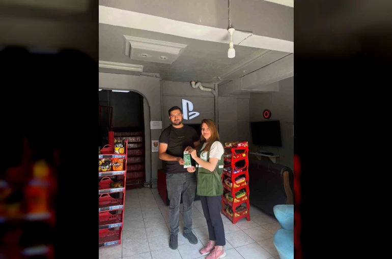 Yeşilay Kars Şubesi’nden esnafa bağımlılıkla mücadele bilgilendirmesi