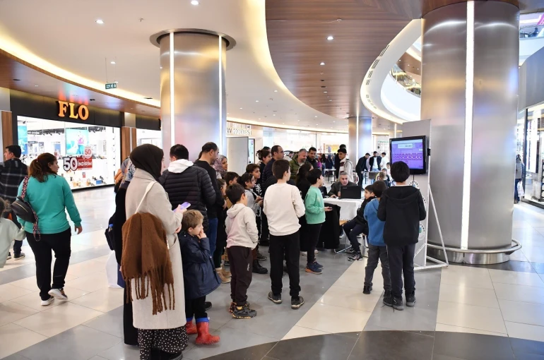 Yeşilyurt Belediyesi geleneksel AVM sömestr spor şenliği başlattı 