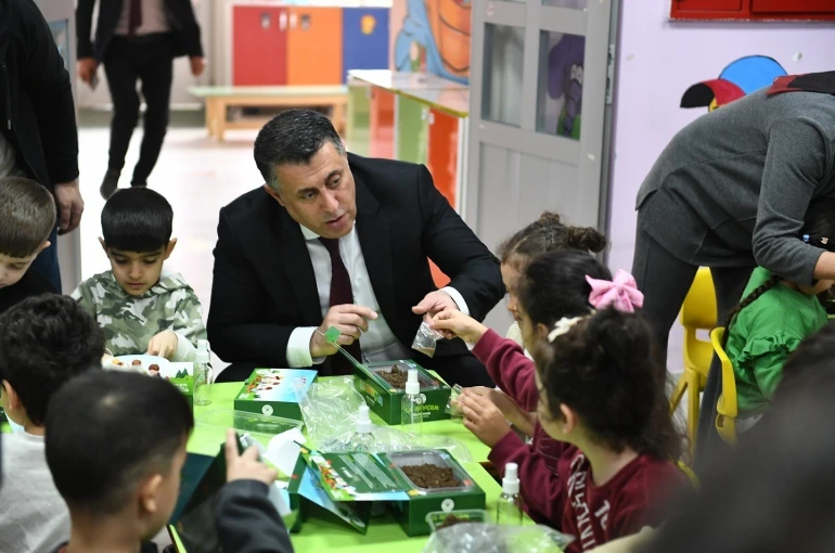 Yeşilyurt Belediyesi, miniklere tarım sevgisi aşılıyor! 