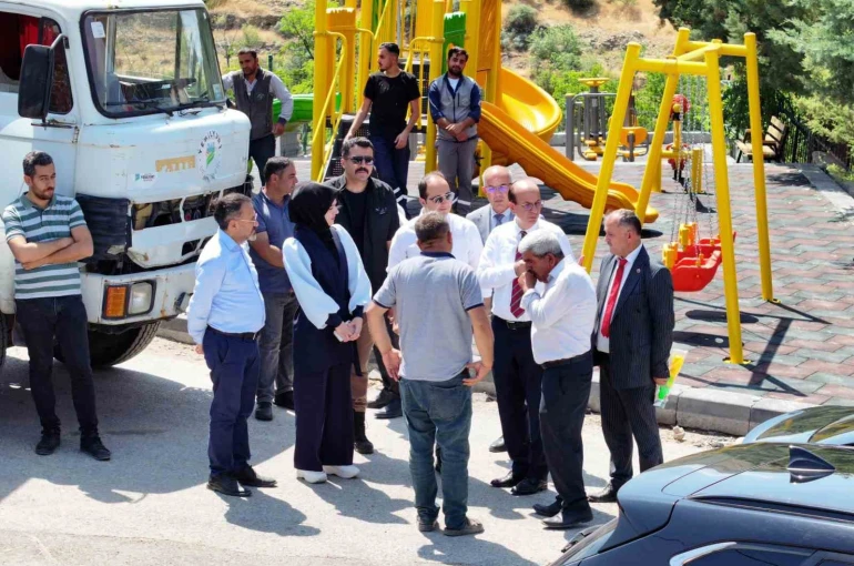 Yeşilyurt Belediyesi’nden Banazı’ya güneş enerjili çocuk parkı 