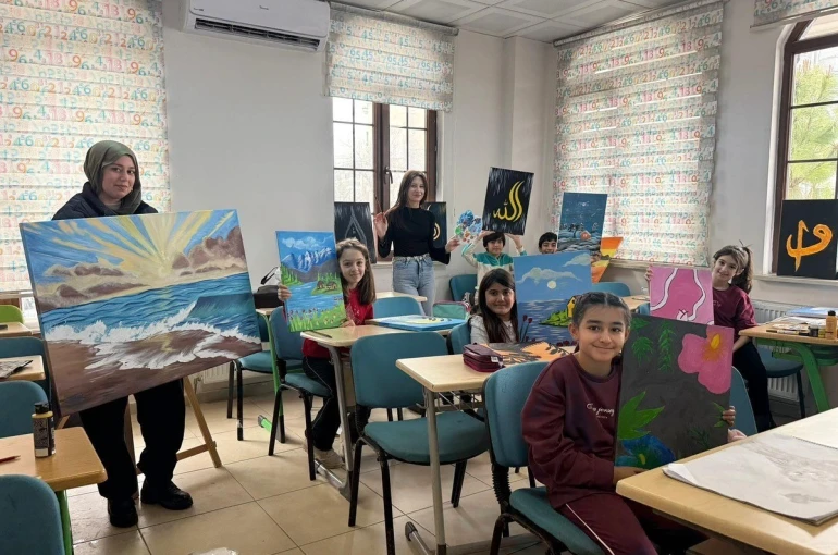 Yeşilyurt Belediyesi’nden çocuklara sanat dolu bir yolculuk